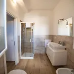 Le Tre Piazze Apartment *